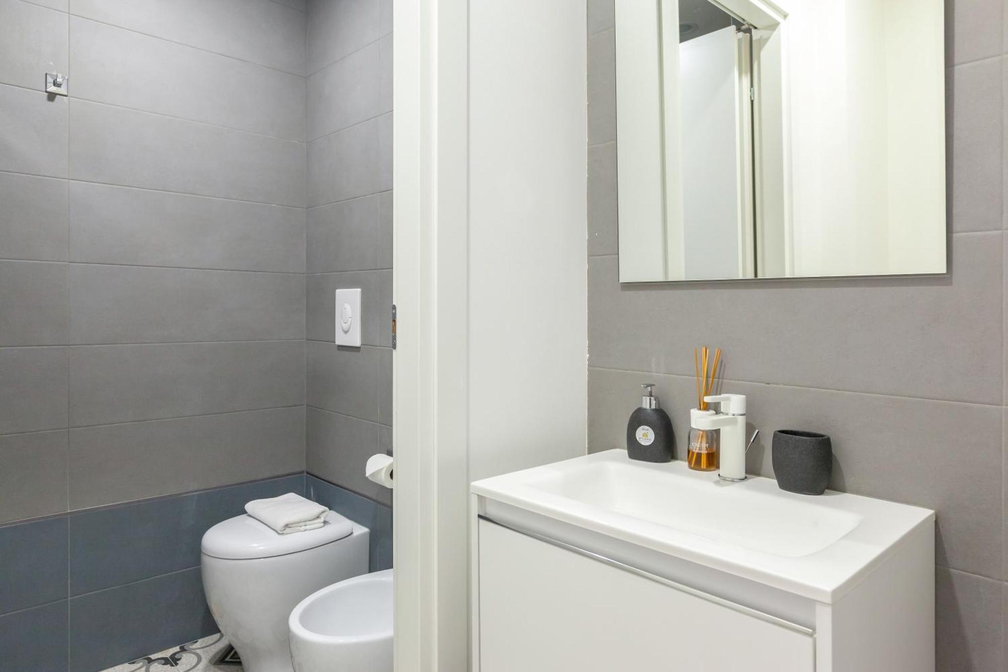 Milano Apartments S Agostino - Porta Genova מראה חיצוני תמונה
